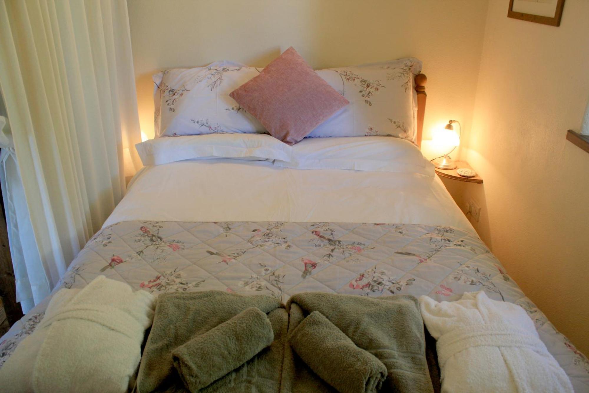 The Nest - Thatched Seaside Country Cottage For Two Stokeinteignhead Esterno foto
